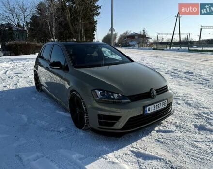 Зеленый Фольксваген Гольф Р, объемом двигателя 1.98 л и пробегом 145 тыс. км за 25500 $, фото 12 на Automoto.ua