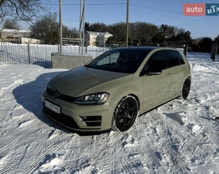 Зеленый Фольксваген Гольф Р, объемом двигателя 1.98 л и пробегом 145 тыс. км за 25500 $, фото 5 на Automoto.ua