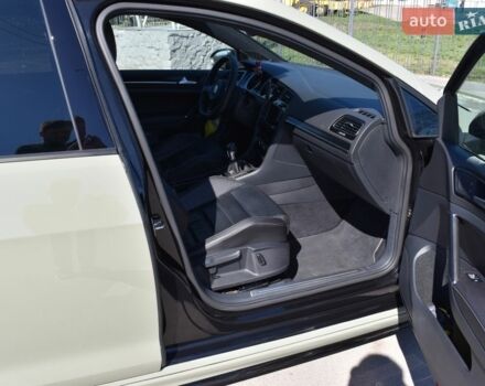 Зеленый Фольксваген Гольф Р, объемом двигателя 2 л и пробегом 155 тыс. км за 22500 $, фото 26 на Automoto.ua