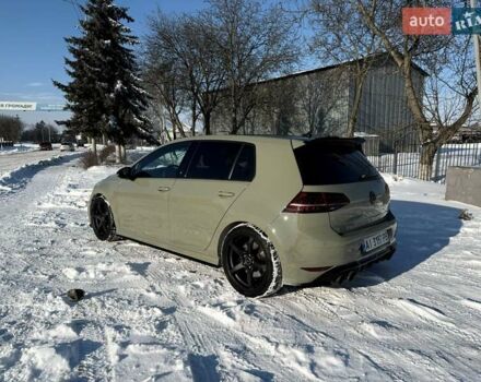 Зеленый Фольксваген Гольф Р, объемом двигателя 1.98 л и пробегом 145 тыс. км за 25500 $, фото 1 на Automoto.ua