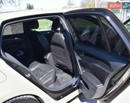 Зеленый Фольксваген Гольф Р, объемом двигателя 2 л и пробегом 155 тыс. км за 22500 $, фото 27 на Automoto.ua