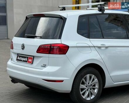 Білий Фольксваген Гольф Спортсван, об'ємом двигуна 1.4 л та пробігом 140 тис. км за 12490 $, фото 4 на Automoto.ua