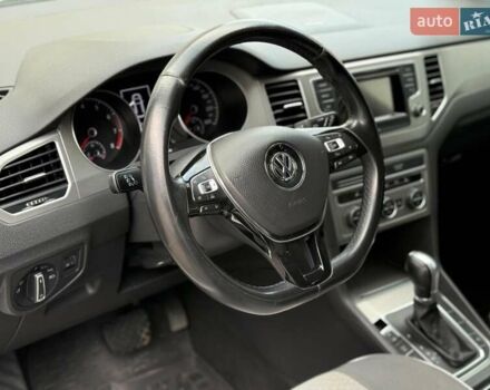 Білий Фольксваген Гольф Спортсван, об'ємом двигуна 1.4 л та пробігом 140 тис. км за 12490 $, фото 20 на Automoto.ua