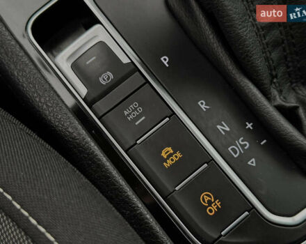 Черный Фольксваген Гольф Спортсван, объемом двигателя 2 л и пробегом 152 тыс. км за 13900 $, фото 68 на Automoto.ua