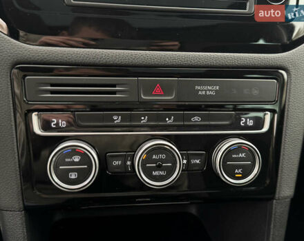 Черный Фольксваген Гольф Спортсван, объемом двигателя 2 л и пробегом 152 тыс. км за 13900 $, фото 65 на Automoto.ua