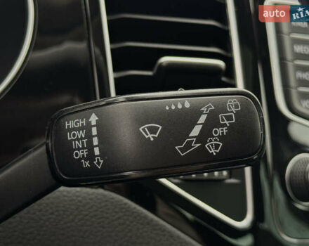 Черный Фольксваген Гольф Спортсван, объемом двигателя 2 л и пробегом 152 тыс. км за 13900 $, фото 55 на Automoto.ua