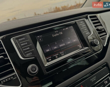 Черный Фольксваген Гольф Спортсван, объемом двигателя 2 л и пробегом 152 тыс. км за 13900 $, фото 58 на Automoto.ua