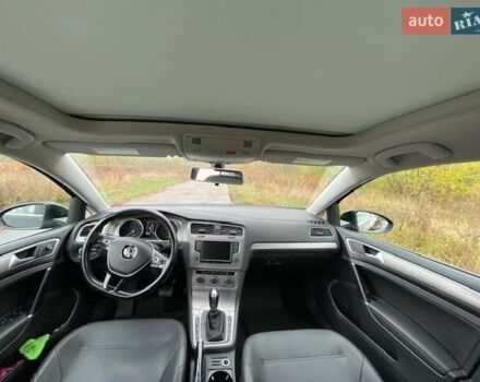 Черный Фольксваген Гольф Спортсван, объемом двигателя 1.78 л и пробегом 189 тыс. км за 12500 $, фото 12 на Automoto.ua