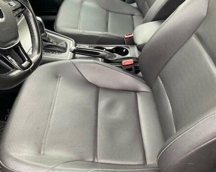 Черный Фольксваген Гольф Спортсван, объемом двигателя 1.78 л и пробегом 189 тыс. км за 12500 $, фото 21 на Automoto.ua