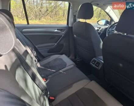 Черный Фольксваген Гольф Спортсван, объемом двигателя 1.6 л и пробегом 312 тыс. км за 12900 $, фото 9 на Automoto.ua