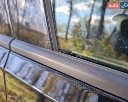 Черный Фольксваген Гольф Спортсван, объемом двигателя 1.6 л и пробегом 312 тыс. км за 12900 $, фото 54 на Automoto.ua