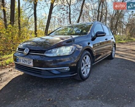 Черный Фольксваген Гольф Спортсван, объемом двигателя 1.6 л и пробегом 312 тыс. км за 12900 $, фото 25 на Automoto.ua