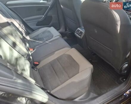 Черный Фольксваген Гольф Спортсван, объемом двигателя 1.6 л и пробегом 312 тыс. км за 12900 $, фото 39 на Automoto.ua