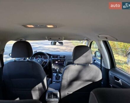 Черный Фольксваген Гольф Спортсван, объемом двигателя 1.6 л и пробегом 312 тыс. км за 12900 $, фото 36 на Automoto.ua