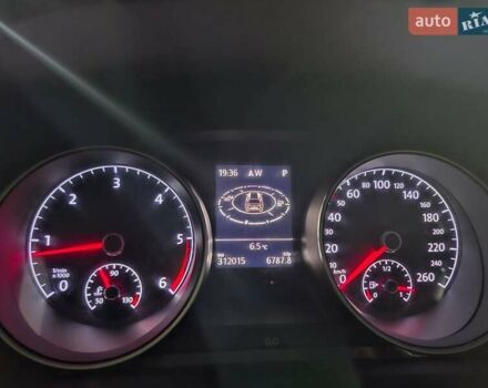 Черный Фольксваген Гольф Спортсван, объемом двигателя 1.6 л и пробегом 312 тыс. км за 12900 $, фото 78 на Automoto.ua