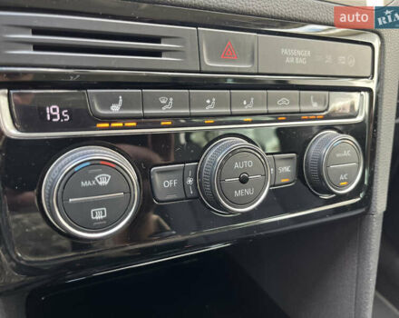 Фольксваген Гольф Спортсван 2016 в Самборе на Automoto.ua Черный Фольксваген Гольф Спортсван, объемом двигателя 1.6 л и пробегом 243 тыс. км за 12300 $, фото 56 на Automoto.ua