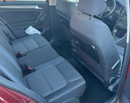 Червоний Фольксваген Гольф Спортсван, об'ємом двигуна 1.6 л та пробігом 80 тис. км за 22300 $, фото 27 на Automoto.ua