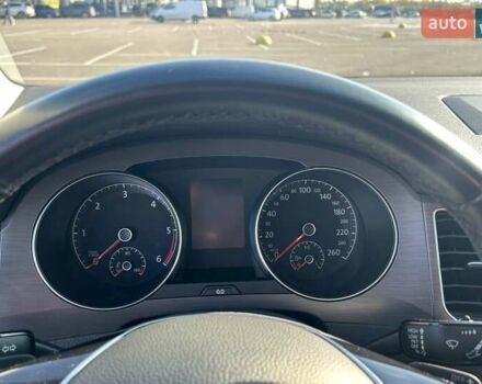 Червоний Фольксваген Гольф Спортсван, об'ємом двигуна 1.6 л та пробігом 80 тис. км за 22300 $, фото 7 на Automoto.ua