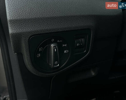 Сірий Фольксваген Гольф Спортсван, об'ємом двигуна 1.6 л та пробігом 168 тис. км за 13999 $, фото 21 на Automoto.ua
