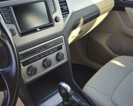 Серый Фольксваген Гольф Спортсван, объемом двигателя 1.6 л и пробегом 205 тыс. км за 12500 $, фото 26 на Automoto.ua