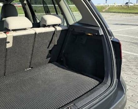 Серый Фольксваген Гольф Спортсван, объемом двигателя 1.6 л и пробегом 205 тыс. км за 12500 $, фото 12 на Automoto.ua