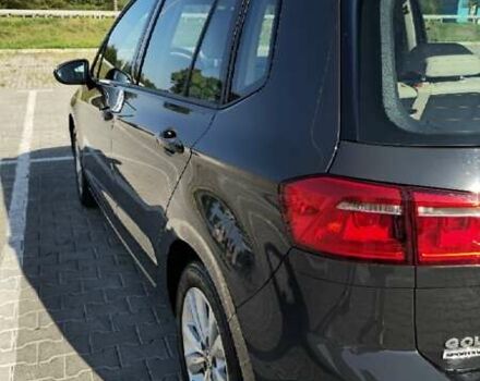 Серый Фольксваген Гольф Спортсван, объемом двигателя 1.6 л и пробегом 205 тыс. км за 12500 $, фото 20 на Automoto.ua