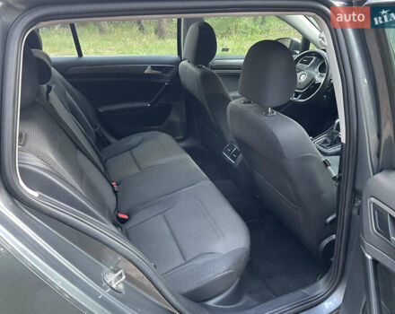 Серый Фольксваген Гольф Спортсван, объемом двигателя 1.4 л и пробегом 83 тыс. км за 13200 $, фото 18 на Automoto.ua