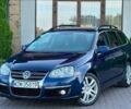 Синий Фольксваген Гольф 7, объемом двигателя 1.9 л и пробегом 212 тыс. км за 1850 $, фото 1 на Automoto.ua