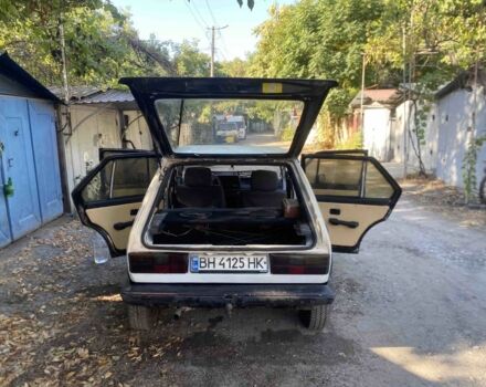 Белый Фольксваген Гольф, объемом двигателя 1.8 л и пробегом 250 тыс. км за 900 $, фото 1 на Automoto.ua