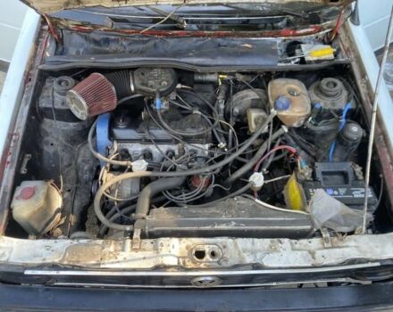 Белый Фольксваген Гольф, объемом двигателя 1.8 л и пробегом 250 тыс. км за 900 $, фото 6 на Automoto.ua