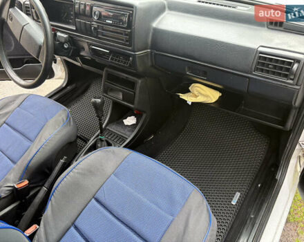 Белый Фольксваген Гольф, объемом двигателя 1.59 л и пробегом 384 тыс. км за 3000 $, фото 5 на Automoto.ua