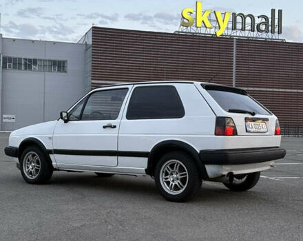 Белый Фольксваген Гольф, объемом двигателя 1.59 л и пробегом 384 тыс. км за 3000 $, фото 2 на Automoto.ua