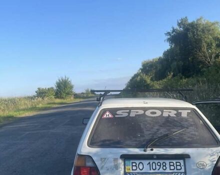 Белый Фольксваген Гольф, объемом двигателя 1.59 л и пробегом 300 тыс. км за 1500 $, фото 9 на Automoto.ua