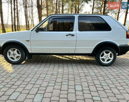 Білий Фольксваген Гольф, об'ємом двигуна 1.27 л та пробігом 250 тис. км за 1200 $, фото 7 на Automoto.ua