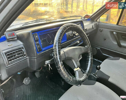 Білий Фольксваген Гольф, об'ємом двигуна 1.27 л та пробігом 250 тис. км за 1200 $, фото 11 на Automoto.ua