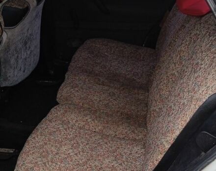 Білий Фольксваген Гольф, об'ємом двигуна 1.8 л та пробігом 1000 тис. км за 1200 $, фото 3 на Automoto.ua