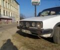 Белый Фольксваген Гольф, объемом двигателя 1.6 л и пробегом 250 тыс. км за 850 $, фото 1 на Automoto.ua