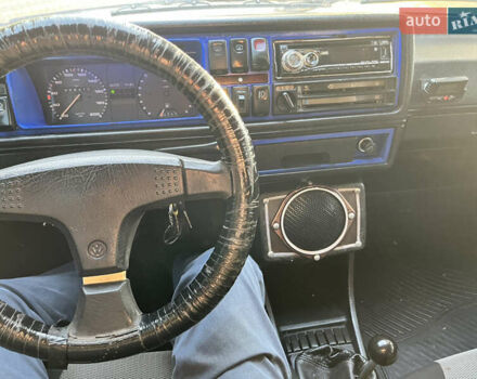 Білий Фольксваген Гольф, об'ємом двигуна 1.27 л та пробігом 250 тис. км за 1200 $, фото 15 на Automoto.ua