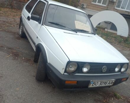 Белый Фольксваген Гольф, объемом двигателя 1.6 л и пробегом 93 тыс. км за 900 $, фото 1 на Automoto.ua