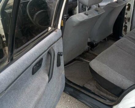 Белый Фольксваген Гольф, объемом двигателя 1.59 л и пробегом 132 тыс. км за 2500 $, фото 11 на Automoto.ua