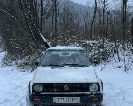 Белый Фольксваген Гольф, объемом двигателя 1.3 л и пробегом 3 тыс. км за 500 $, фото 1 на Automoto.ua