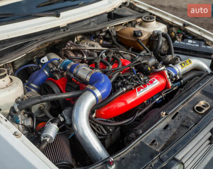 Білий Фольксваген Гольф, об'ємом двигуна 2 л та пробігом 2 тис. км за 10000 $, фото 40 на Automoto.ua