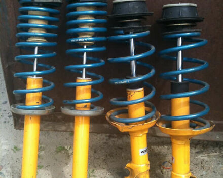 Білий Фольксваген Гольф, об'ємом двигуна 2 л та пробігом 2 тис. км за 10000 $, фото 10 на Automoto.ua