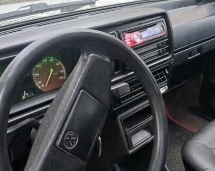 Белый Фольксваген Гольф, объемом двигателя 1.3 л и пробегом 389 тыс. км за 1450 $, фото 7 на Automoto.ua