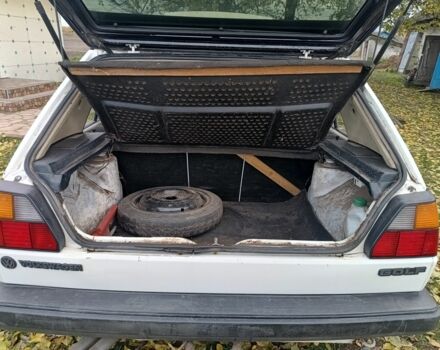 Белый Фольксваген Гольф, объемом двигателя 1.8 л и пробегом 485 тыс. км за 832 $, фото 5 на Automoto.ua