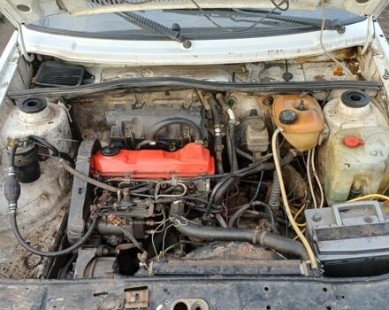 Белый Фольксваген Гольф, объемом двигателя 1.6 л и пробегом 500 тыс. км за 1500 $, фото 7 на Automoto.ua