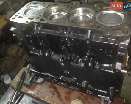 Білий Фольксваген Гольф, об'ємом двигуна 2 л та пробігом 2 тис. км за 10000 $, фото 3 на Automoto.ua