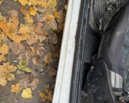 Білий Фольксваген Гольф, об'ємом двигуна 1.6 л та пробігом 300 тис. км за 800 $, фото 12 на Automoto.ua