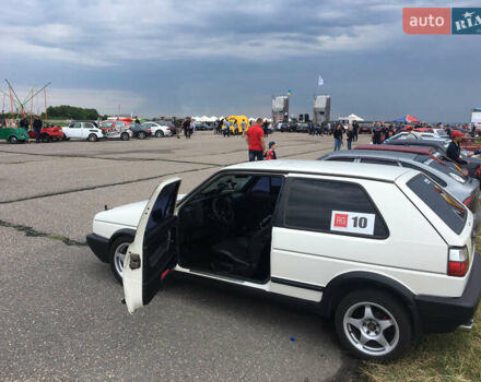 Білий Фольксваген Гольф, об'ємом двигуна 2 л та пробігом 2 тис. км за 10000 $, фото 26 на Automoto.ua