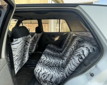 Белый Фольксваген Гольф, объемом двигателя 1.3 л и пробегом 350 тыс. км за 1300 $, фото 4 на Automoto.ua